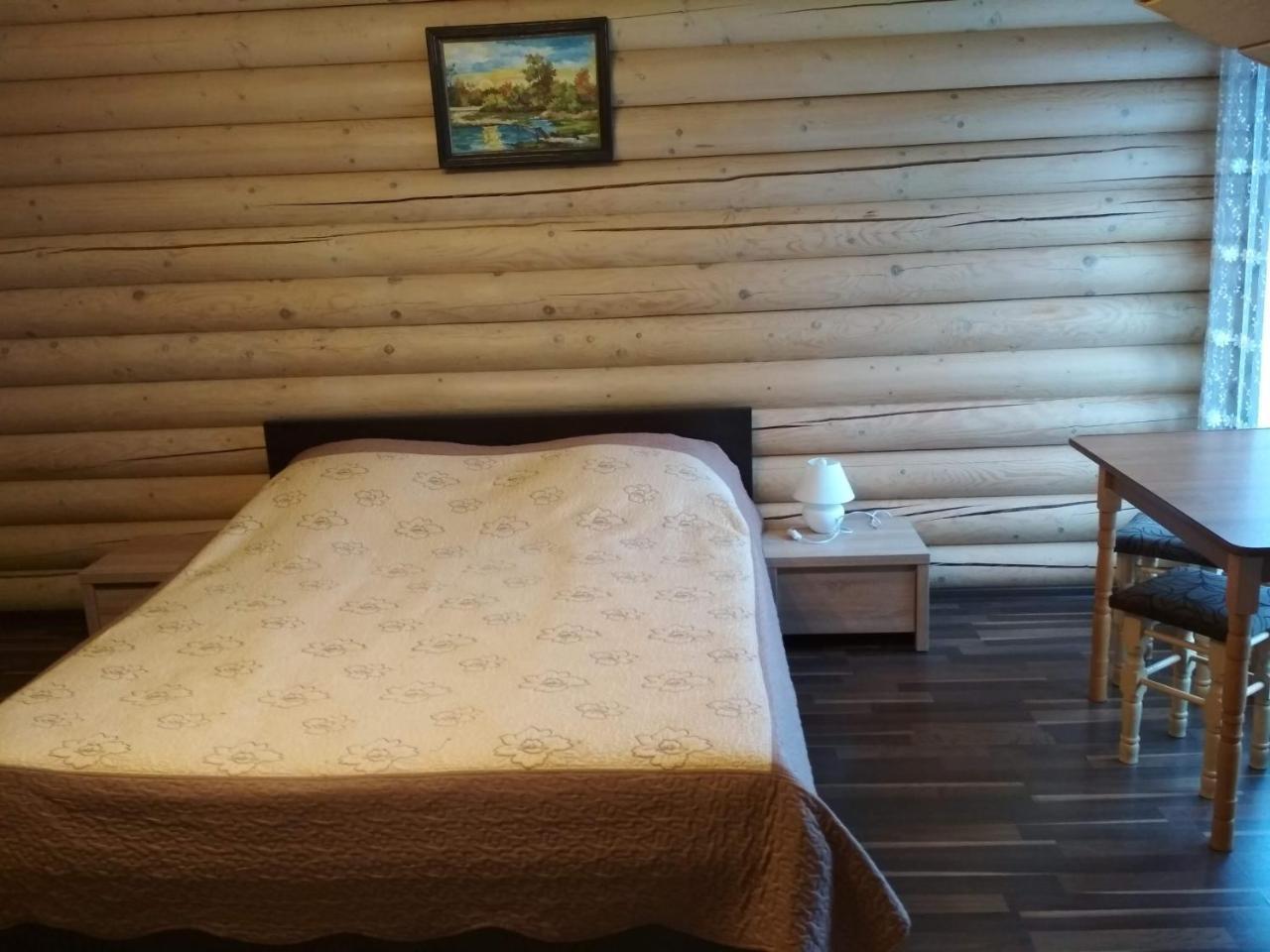 Mini Hotel Zakrut Татарив Екстериор снимка